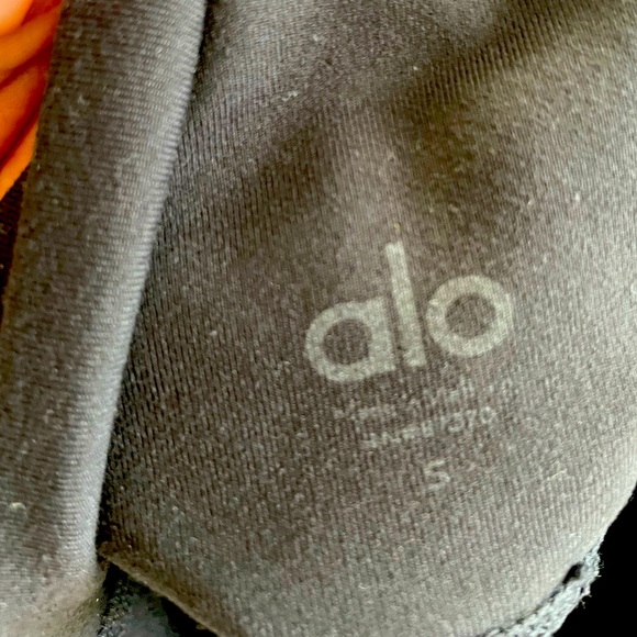 Alo sheer mesh detail leggings capris black - Picture 2 of 8